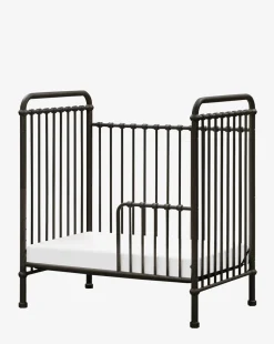 Abigail Mini Crib|Million Dollar Baby Outlet