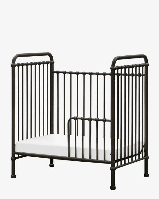 Abigail Mini Crib|Million Dollar Baby Outlet