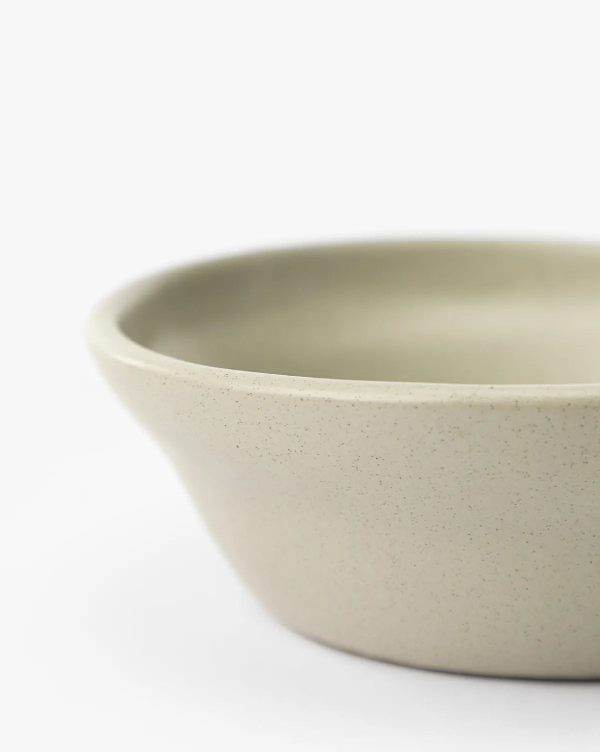 Aiden Soft Gray Bowl|Highland New