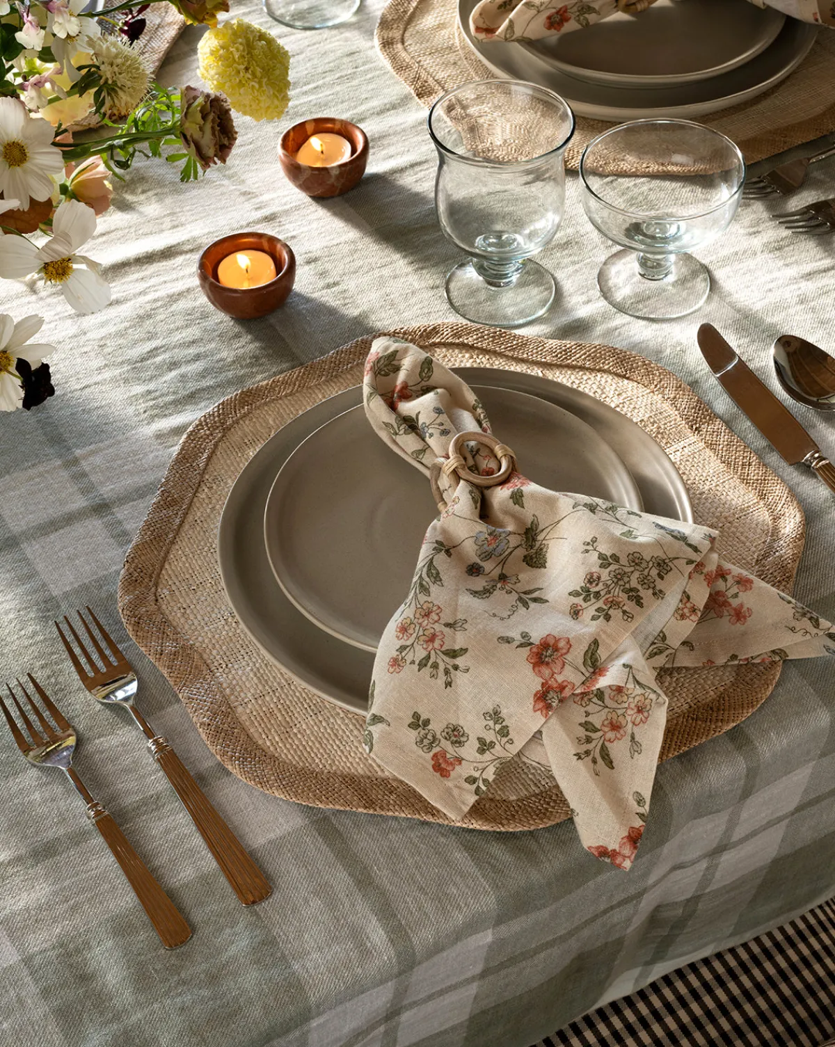 Aiden Soft Gray Dinner Plate|Highland Sale