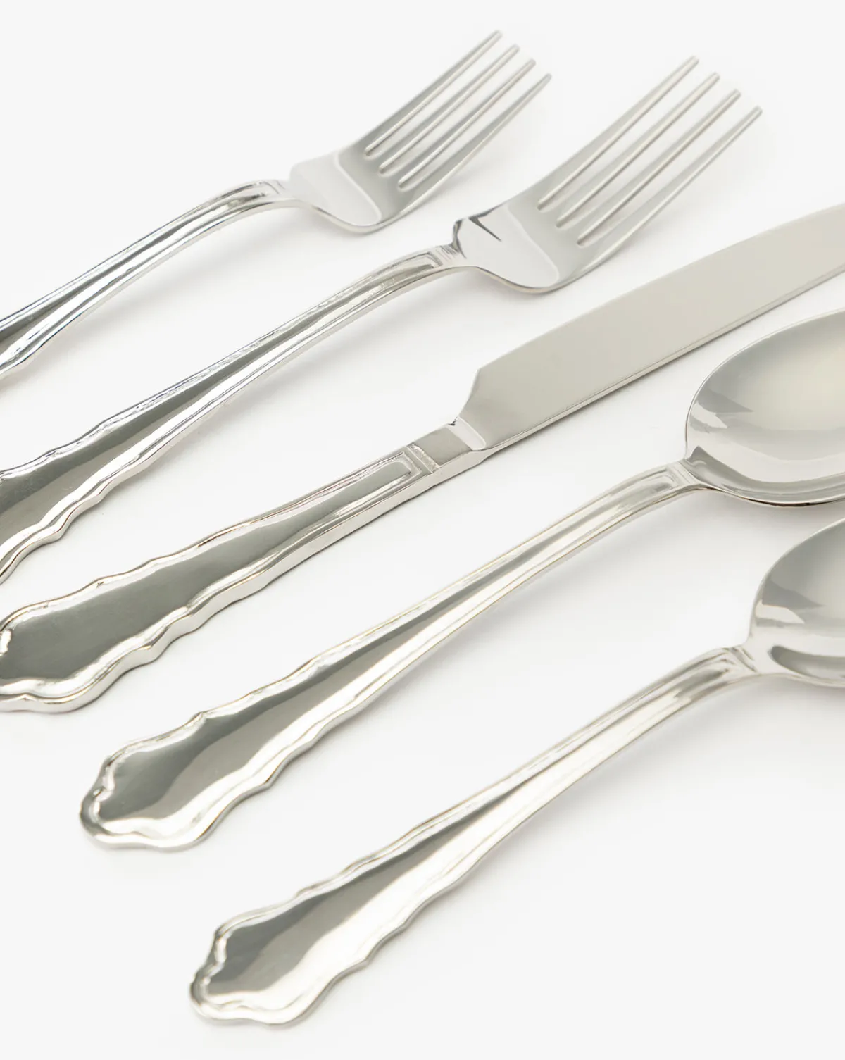 Artois Flatware (Set of 5)|Venus Aqil Outlet