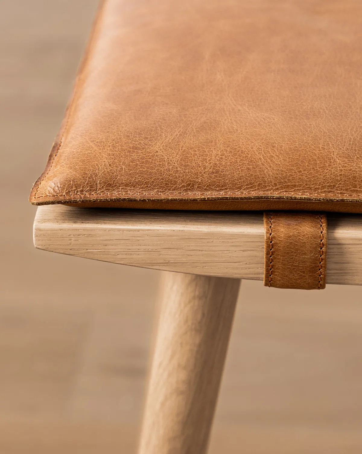 Beau Counter Stool|Credence New