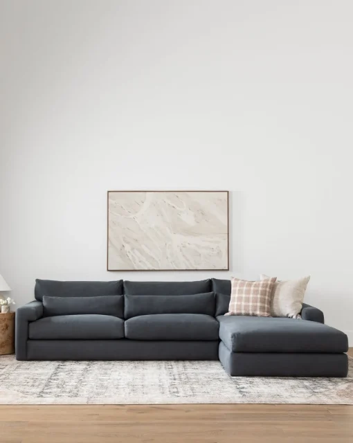 Beckstead Chaise Sectional 128"|Community Outlet