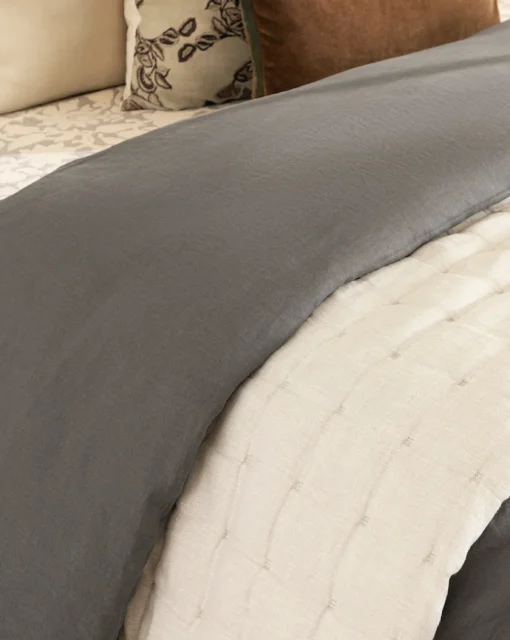 Chaucer Quilt|Narayan Industries Global Limited Outlet