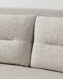 Commodore Settee 68