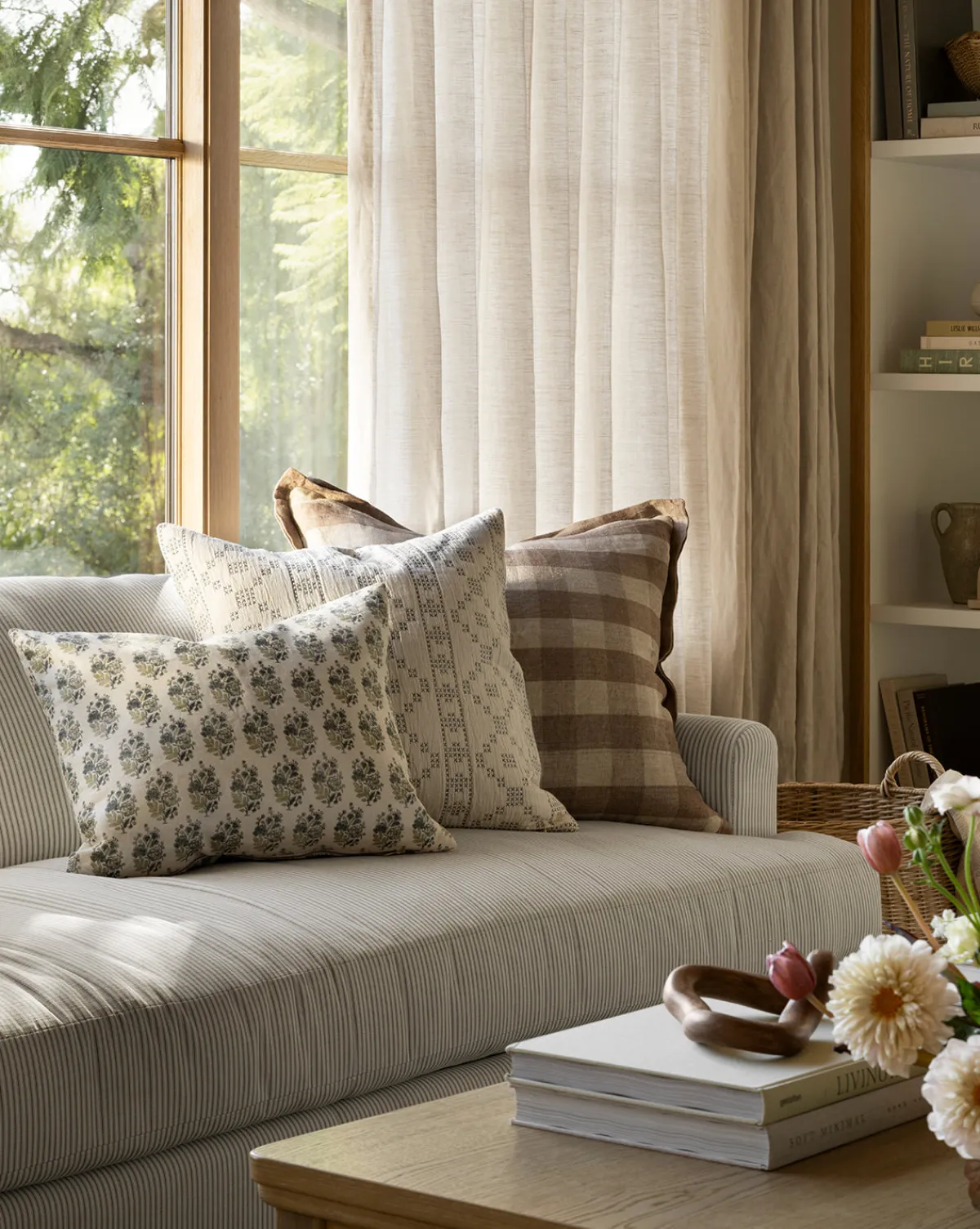 Dabney Pillow Cover|TAL HANDWOVEN CLASSICS LLP Online