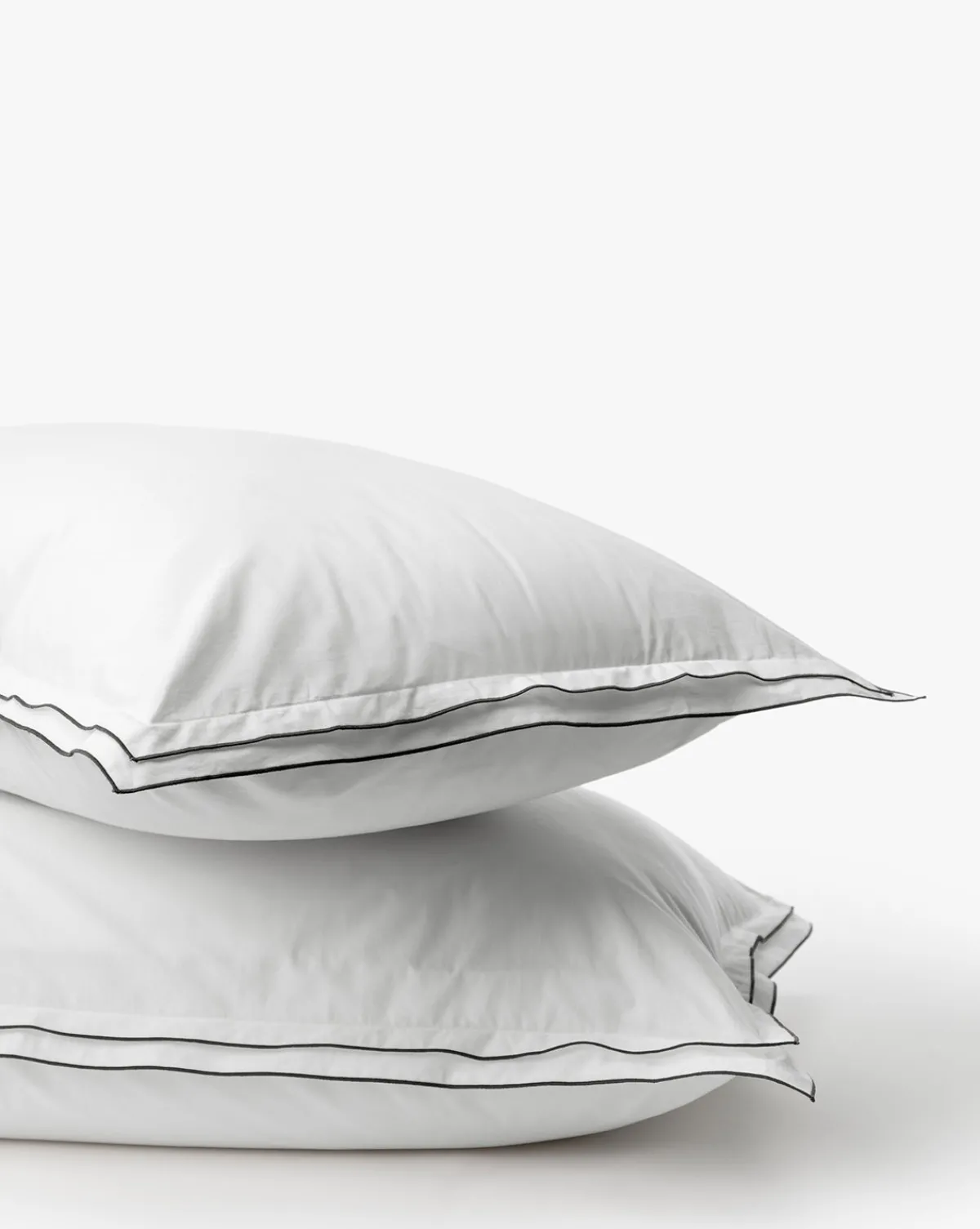 Devlin White Shams (Set of 2)|Lameirinho Industria Textil, S.A. New