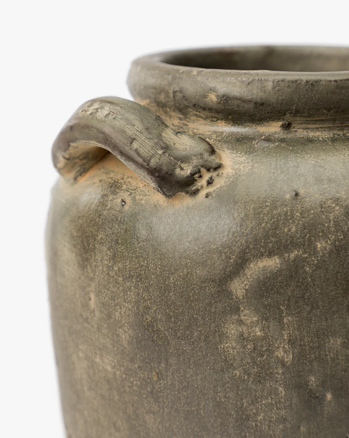 Emilio Urn|Indaba Online