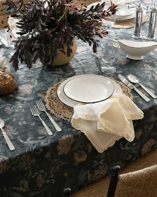 Hestercombe Tablecloth|Renuka Inc. Best