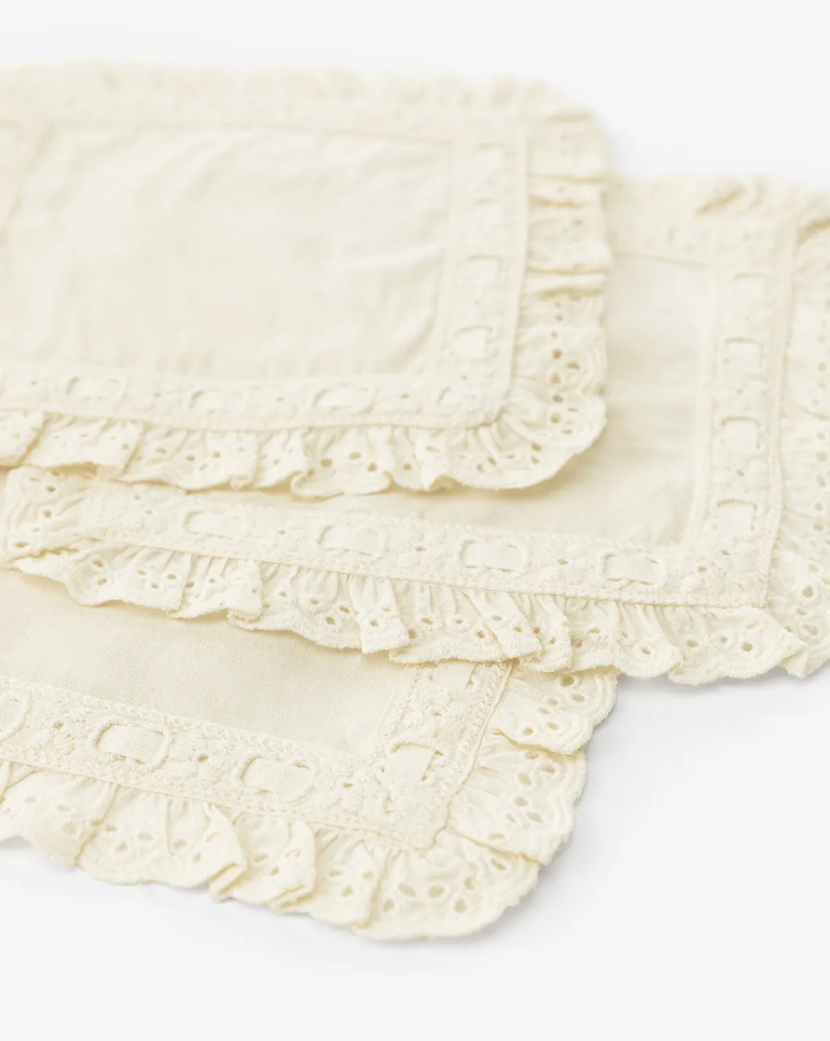 Lace Trim Cocktail Napkins (Set of 4)|Mega Vick Wear Hot