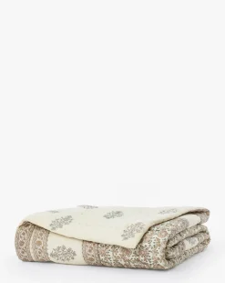 Leander Quilt|Manglam Arts