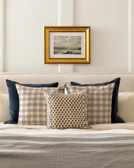 Malik Linen Pillow Cover|Filling Spaces Hot