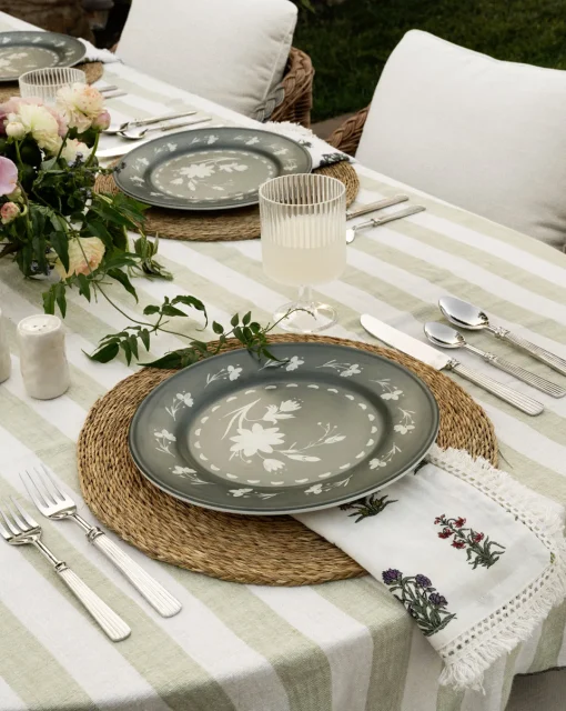 McNully Flatware (Set of 5)|Venus Aqil Sale