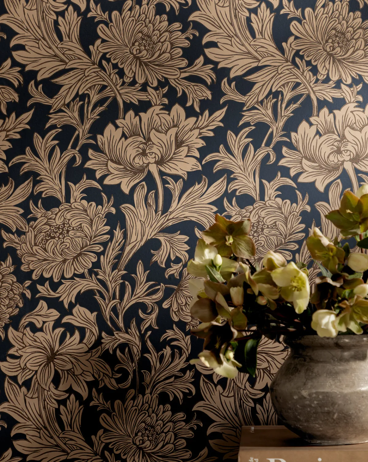 Morris & Co. x McGee & Co. Chrysanthemum Wallpaper|Sanderson Design Group, Inc. Online