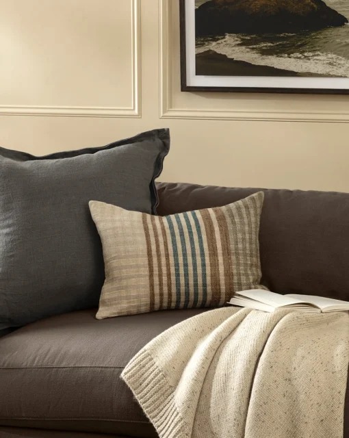 Otis Knit Throw|Makerspalm Clearance