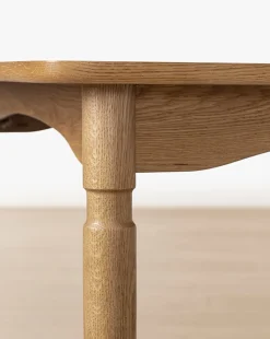 Phipps Dining Table|Makerspalm Clearance
