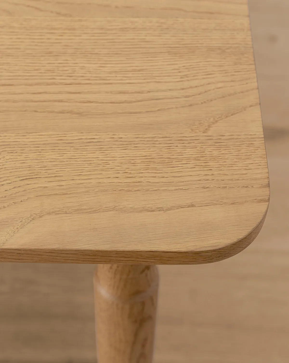 Phipps Dining Table|Makerspalm Clearance