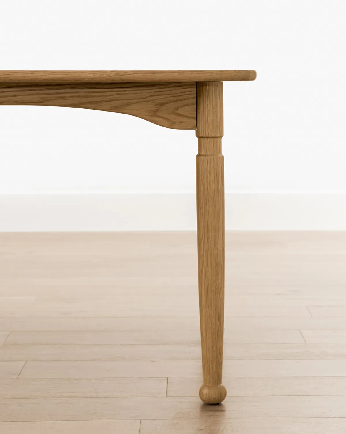 Phipps Dining Table|Makerspalm Clearance