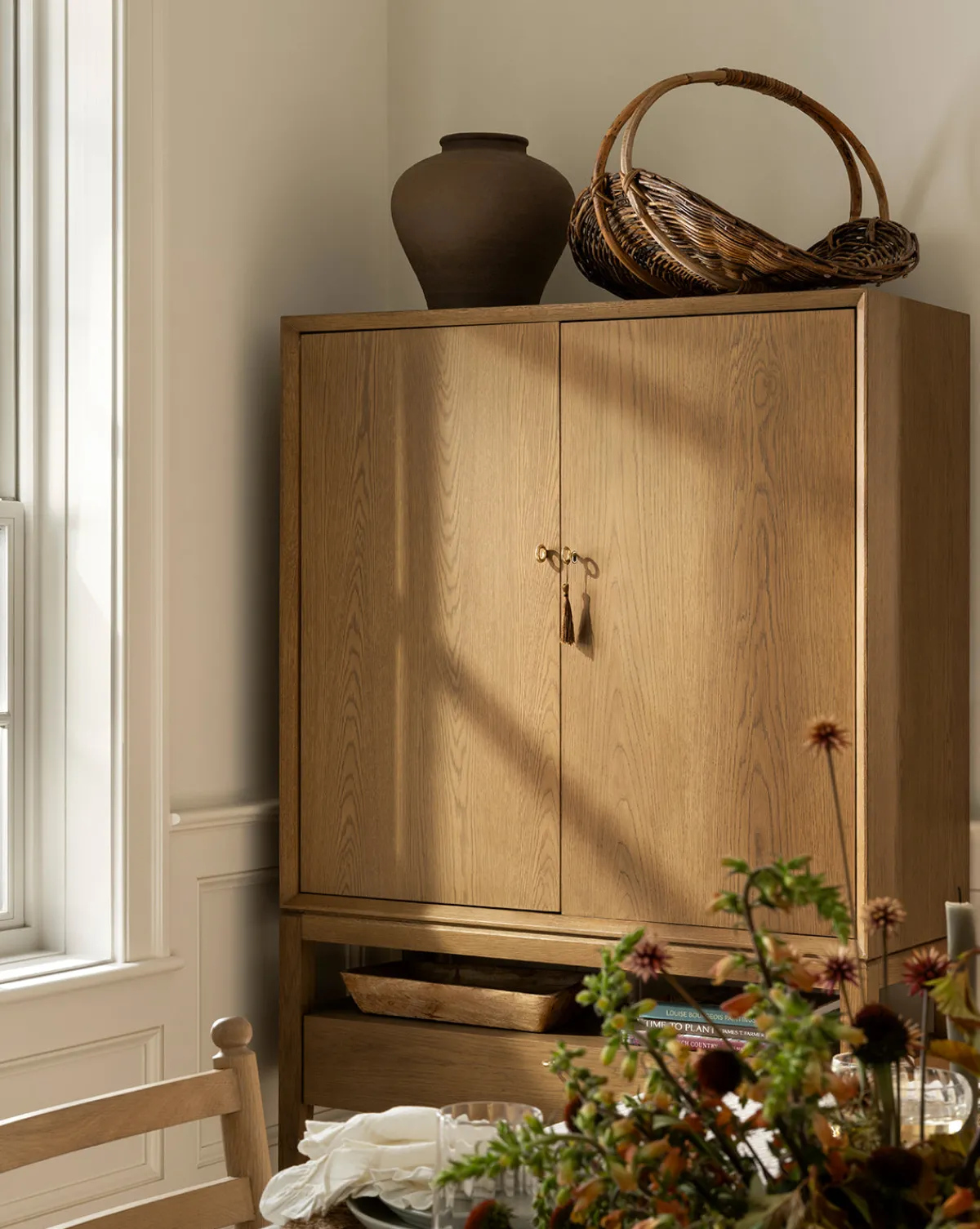 Reading Vase|Accent Decor Clearance