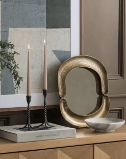 Rosario Taper Holder|Mairaj Brothers Hot