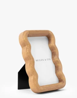 Scalloped Wood Frame|Creative Co-op