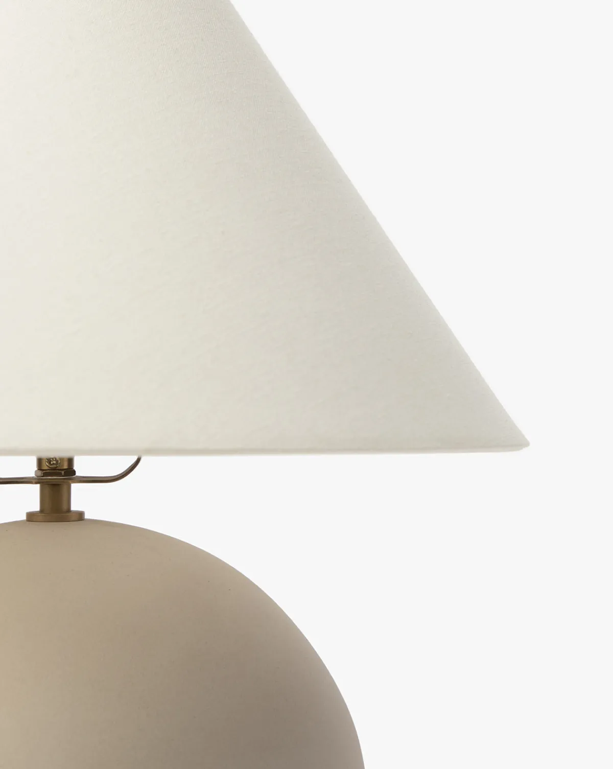 Tess Ceramic Table Lamp|Makerspalm Best