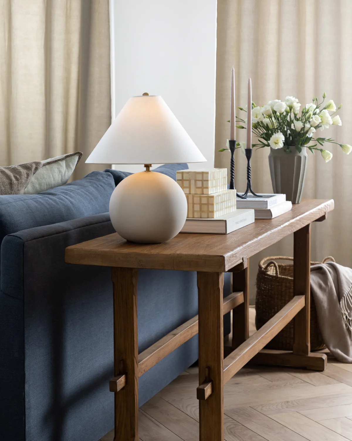 Tess Ceramic Table Lamp|Makerspalm Best