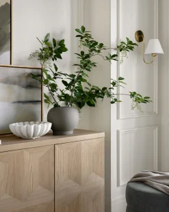 Wainwright Single Swoop Sconce|Makerspalm Hot